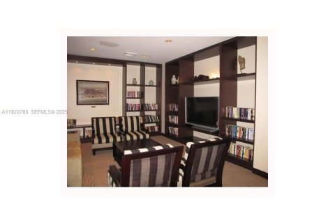 Copropriété à louer à Aventura, Floride: 2 chambres, 135.64 m2 № 2019224 - photo 4