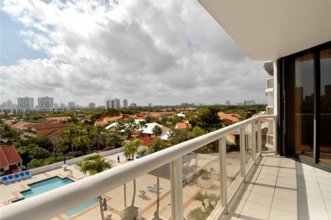 Copropriété à louer à Aventura, Floride: 2 chambres, 135.64 m2 № 2019224 - photo 15