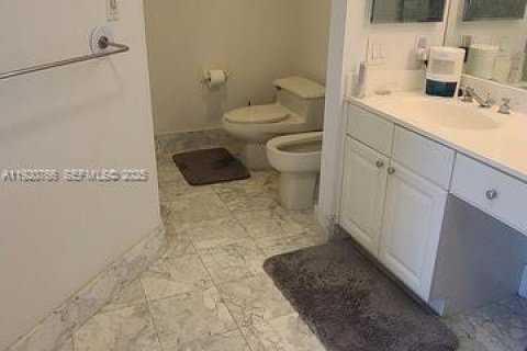 Copropriété à louer à Aventura, Floride: 2 chambres, 135.64 m2 № 2019224 - photo 29