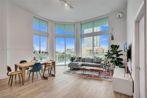 Купить кондоминиум в Майами, Флорида 2 спальни, 108.51м2, № 2047812 - фото 5