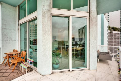 Купить кондоминиум в Майами, Флорида 2 спальни, 108.51м2, № 2047812 - фото 23