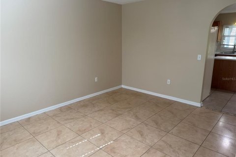Casa en alquiler en Leesburg, Florida, 4 dormitorios, 215.53 m2 № 1910099 - foto 6