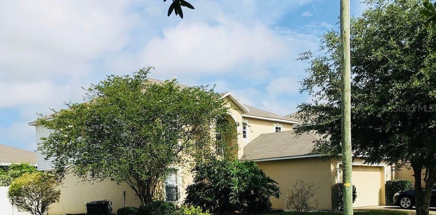 Casa en Leesburg, Florida 4 dormitorios, 215.53 m2 № 1910099