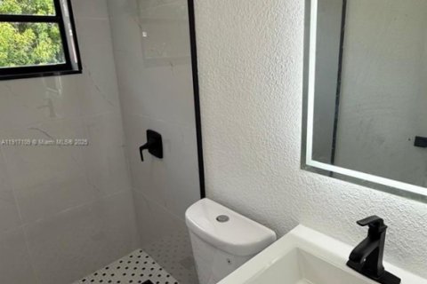 Villa ou maison à vendre à North Miami, Floride: 4 chambres, 145.39 m2 № 1973748 - photo 27