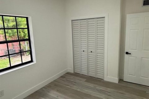 Villa ou maison à vendre à North Miami, Floride: 4 chambres, 145.39 m2 № 1973748 - photo 26