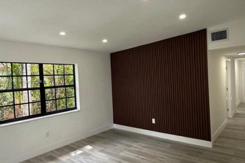 Villa ou maison à vendre à North Miami, Floride: 4 chambres, 145.39 m2 № 1973748 - photo 12