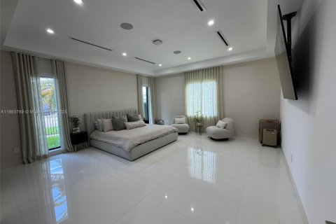 Купить виллу или дом в Майами, Флорида 3 спальни, 213.68м2, № 1957933 - фото 25