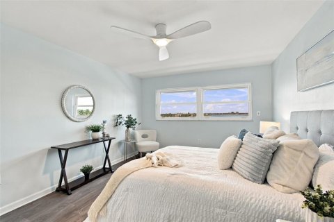 Copropriété à vendre à Saint Pete Beach, Floride: 2 chambres, 131.92 m2 № 2426994 - photo 20