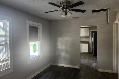 House in Tampa, Florida 3 bedrooms, 70.61 sq.m. № 1778756 - photo 17