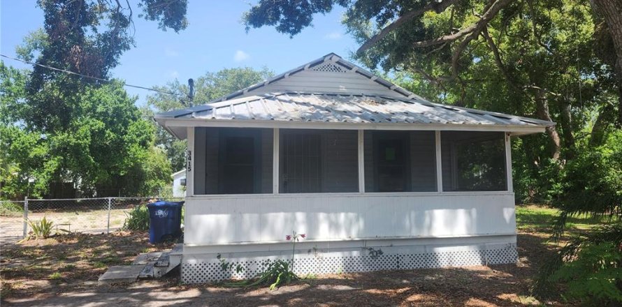 House in Tampa, Florida 3 bedrooms, 70.61 sq.m. № 1778756