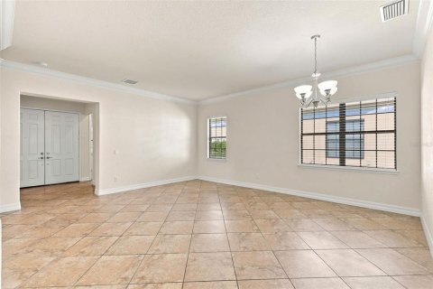 Villa ou maison à louer à Orlando, Floride: 5 chambres, 247.03 m2 № 2403522 - photo 7