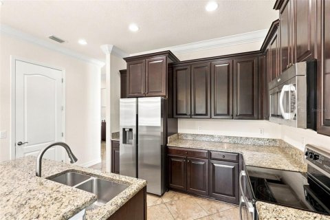 Villa ou maison à louer à Orlando, Floride: 5 chambres, 247.03 m2 № 2403522 - photo 15