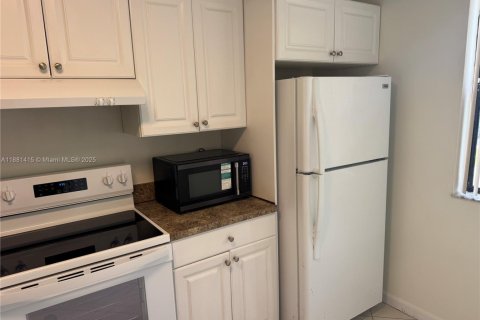 Condominio en venta en Coral Springs, Florida, 2 dormitorios, 88.26 m2 № 1925072 - foto 15