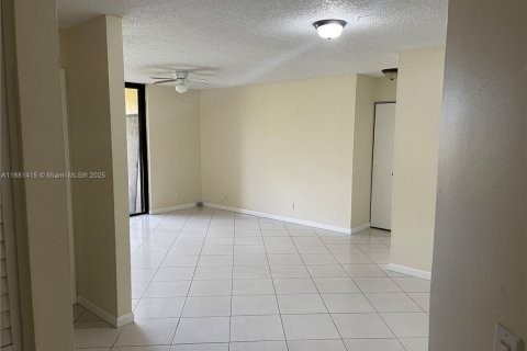 Condominio en venta en Coral Springs, Florida, 2 dormitorios, 88.26 m2 № 1925072 - foto 5