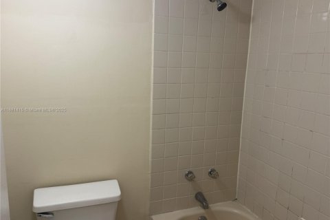 Condominio en venta en Coral Springs, Florida, 2 dormitorios, 88.26 m2 № 1925072 - foto 29