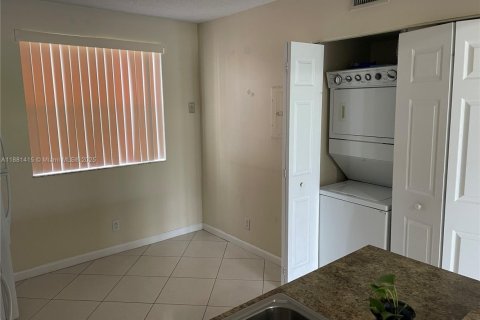 Condominio en venta en Coral Springs, Florida, 2 dormitorios, 88.26 m2 № 1925072 - foto 19