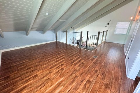 Снять в аренду виллу или дом в Делрей-Бич, Флорида 3 спальни, 153.75м2, № 1942651 - фото 4