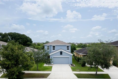 Casa en venta en Gibsonton, Florida, 3 dormitorios, 164.16 m2 № 1808372 - foto 1