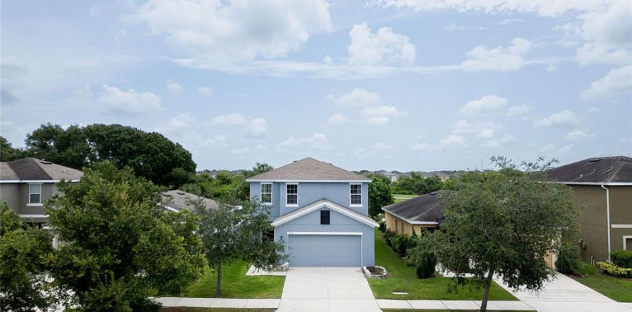 Casa en Gibsonton, Florida 3 dormitorios, 164.16 m2 № 1808372