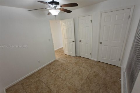 Casa en venta en Vero Beach, Florida, 3 dormitorios, 108.7 m2 № 1989064 - foto 10