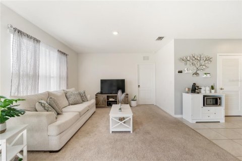 House in Winter Haven, Florida 4 bedrooms, 139.35 sq.m. № 2350176 - photo 20