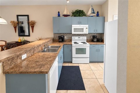 Copropriété à vendre à Poinciana, Floride: 3 chambres, 113.15 m2 № 2399407 - photo 5