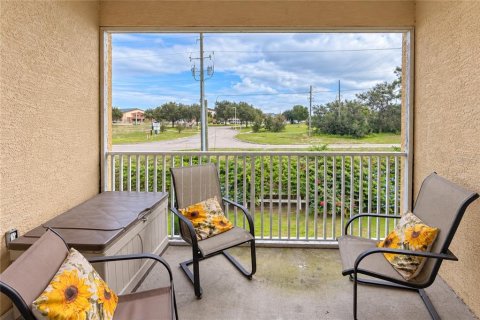 Copropriété à vendre à Poinciana, Floride: 3 chambres, 113.15 m2 № 2399407 - photo 15