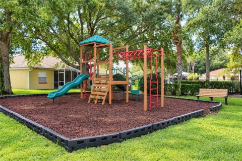 Copropriété à vendre à Poinciana, Floride: 3 chambres, 113.15 m2 № 2399407 - photo 16