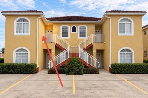 Condo à Poinciana, Floride, 3 chambres  № 2399407