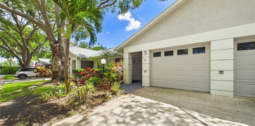 Villa ou maison à Dunedin, Floride 2 chambres, 108.97 m2 № 2424277