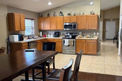 Villa ou maison à louer à Orlando, Floride: 4 chambres, 178.47 m2 № 2149822 - photo 4