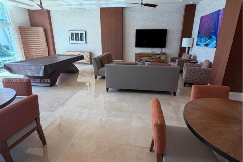 Copropriété à vendre à Hallandale Beach, Floride: 2 chambres, 81.29 m2 № 2071827 - photo 14