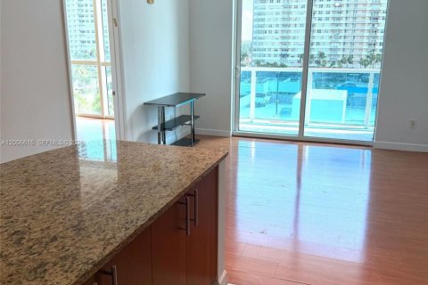 Copropriété à vendre à Hallandale Beach, Floride: 2 chambres, 81.29 m2 № 2071827 - photo 18