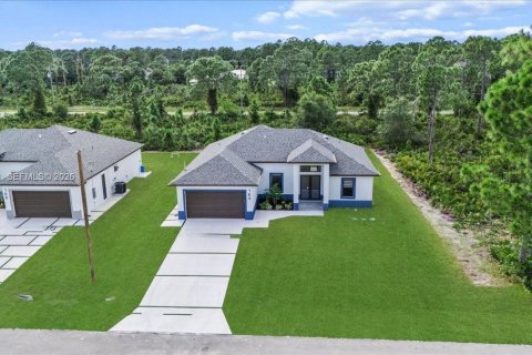 Купить виллу или дом в Лихай-Эйкерс, Флорида 4 спальни, 171.13м2, № 2063968 - фото 6