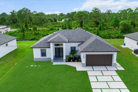 Купить виллу или дом в Лихай-Эйкерс, Флорида 4 спальни, 171.13м2, № 2063968 - фото 5