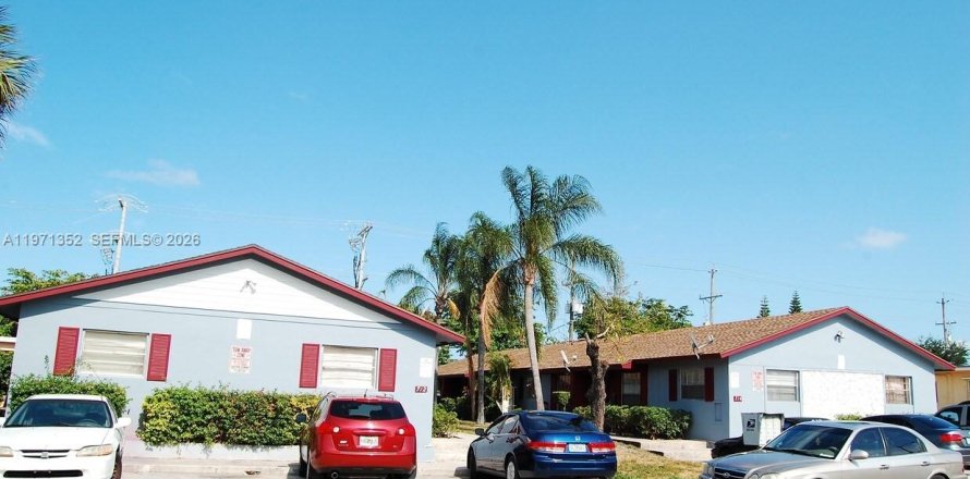 Immobilier commercial à Lake Worth, Floride 568.56 m2 № 2033849