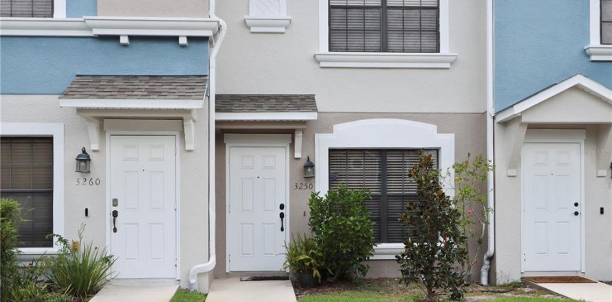 Townhouse in Sanford, Florida 2 bedrooms, 98.1 sq.m. № 2236845