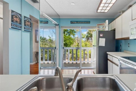 Touwnhouse à vendre à Bradenton, Floride: 2 chambres, 160.54 m2 № 2227427 - photo 13