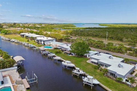 Touwnhouse à vendre à Bradenton, Floride: 2 chambres, 160.54 m2 № 2227427 - photo 2