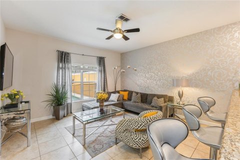 Touwnhouse à vendre à Kissimmee, Floride: 4 chambres, 176.7 m2 № 2399167 - photo 15
