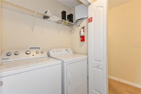 Touwnhouse à vendre à Kissimmee, Floride: 4 chambres, 176.7 m2 № 2399167 - photo 21
