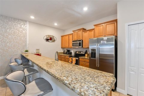 Touwnhouse à vendre à Kissimmee, Floride: 4 chambres, 176.7 m2 № 2399167 - photo 19
