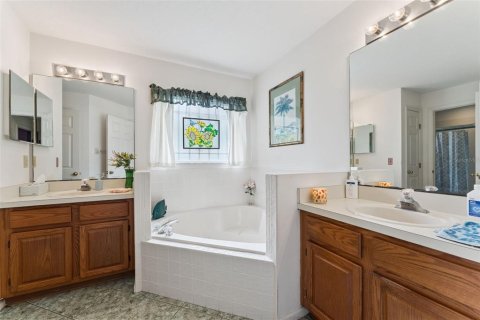 Casa en venta en Orlando, Florida, 3 dormitorios, 185.34 m2 № 1905920 - foto 18