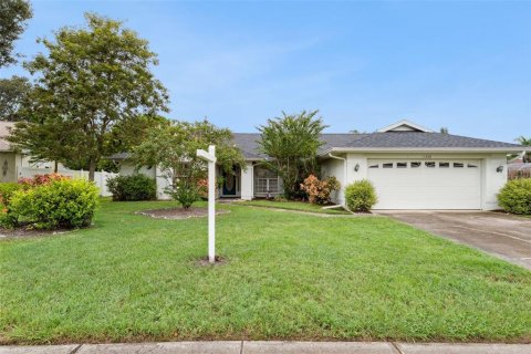 Casa en venta en Orlando, Florida, 3 dormitorios, 185.34 m2 № 1905920 - foto 1