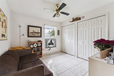 Casa en venta en Orlando, Florida, 3 dormitorios, 185.34 m2 № 1905920 - foto 21