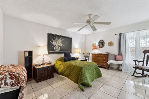 Casa en venta en Orlando, Florida, 3 dormitorios, 185.34 m2 № 1905920 - foto 5
