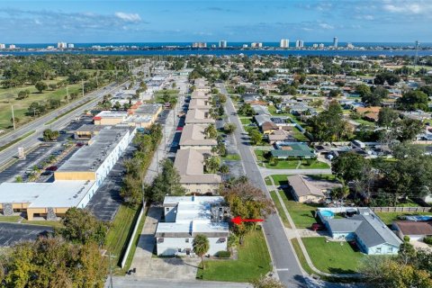 Propiedad comercial en venta en South Daytona, Florida, 744.7 m2 № 2129236 - foto 4