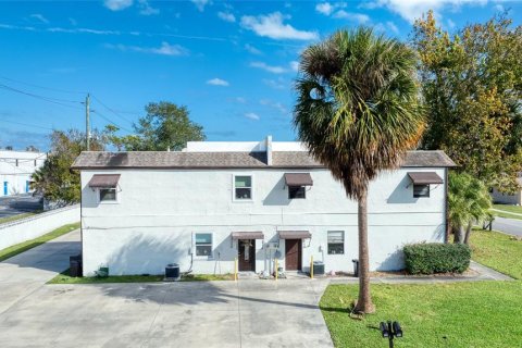 Propiedad comercial en venta en South Daytona, Florida, 744.7 m2 № 2129236 - foto 2