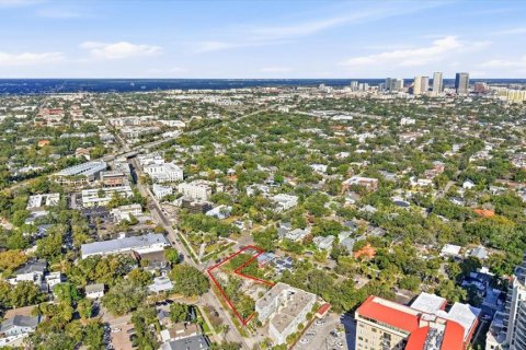 Immobilier commercial à vendre à Tampa, Floride: 2228.82 m2 № 2106550 - photo 23