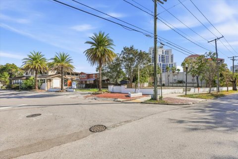 Immobilier commercial à vendre à Tampa, Floride: 2228.82 m2 № 2106550 - photo 30